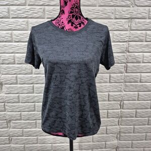 Lululemon Top Womens Medium Gray Black Camo Breeze By Running Workout Gym Active